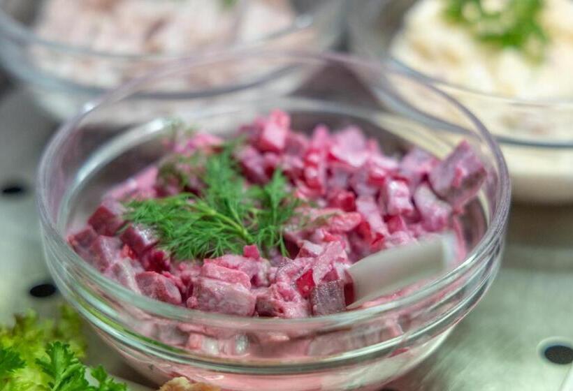 هتل Fallersleber Spieker