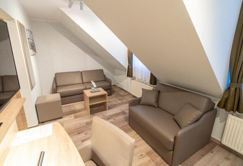 هتل Fallersleber Spieker