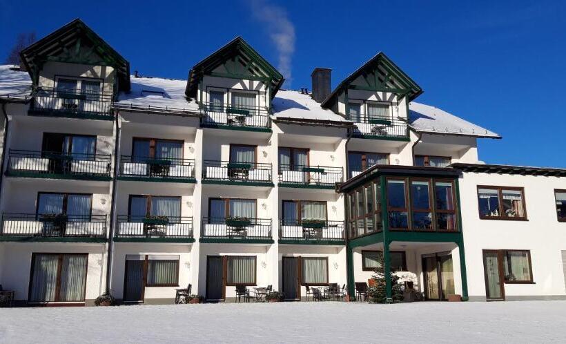 酒店 & Ferienappartements Edelweiss
