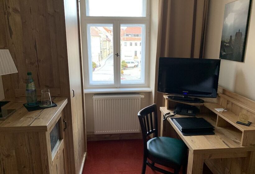 בית מלון כפרי Goldner Löwe