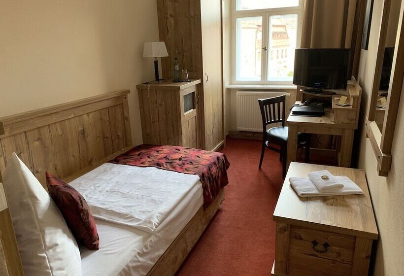 בית מלון כפרי Goldner Löwe