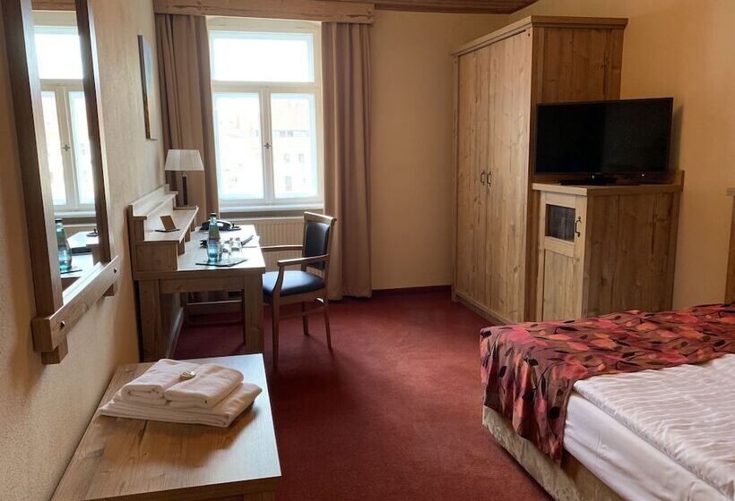 בית מלון כפרי Goldner Löwe