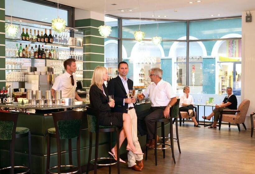 Отель Goliath Am Dom