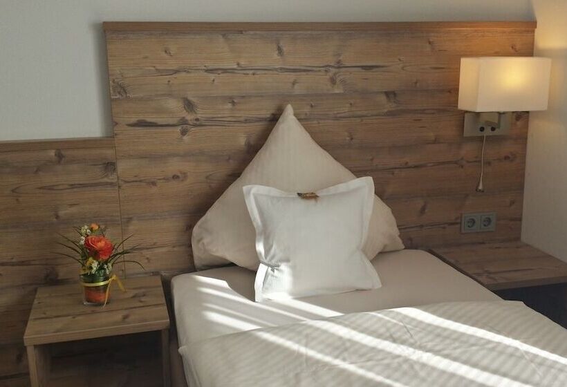 ホテル Haus Nussbaum