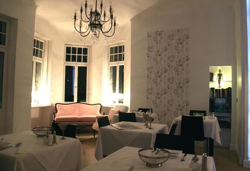 בית מלון כפרי Heidelberg Astoria