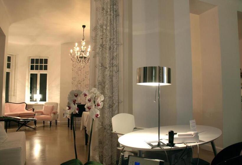 בית מלון כפרי Heidelberg Astoria