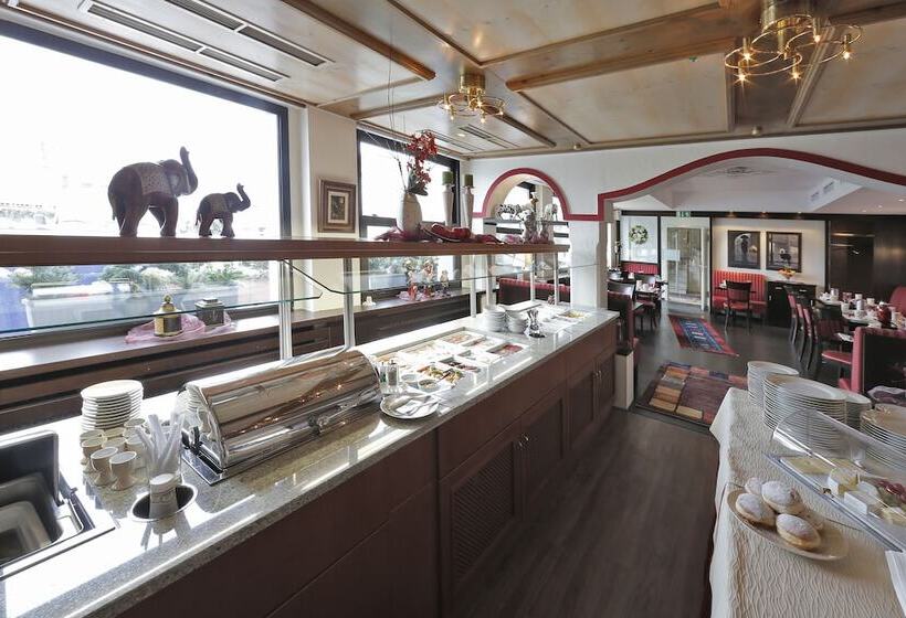 Отель Hessischer Hof