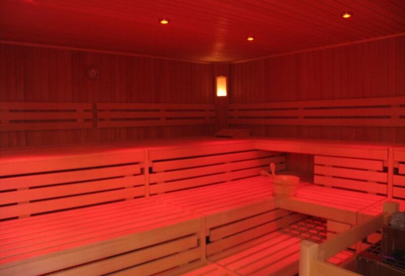 فندق Hochsauerland 2010