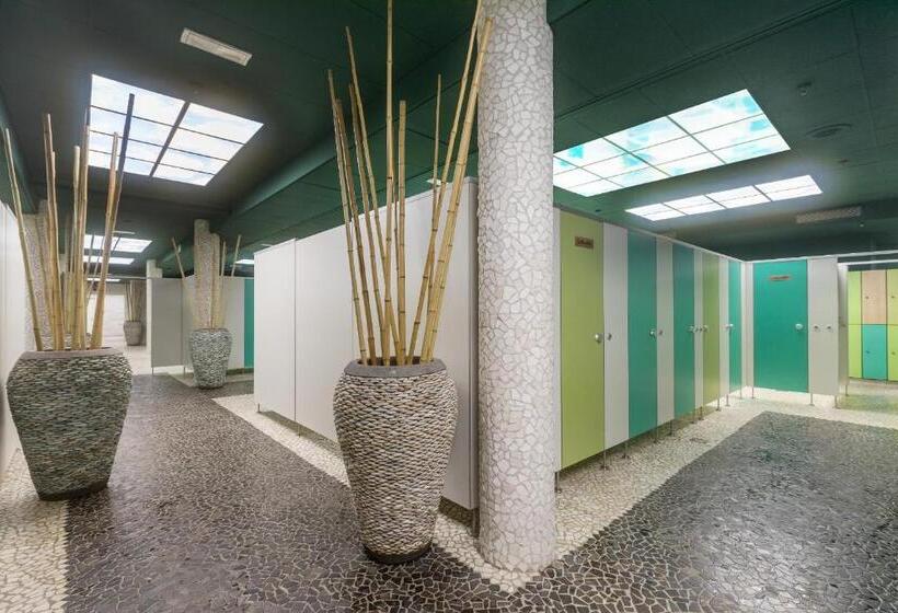 호텔 Hochsauerland By Center Parcs