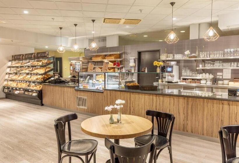 호텔 Hochsauerland By Center Parcs