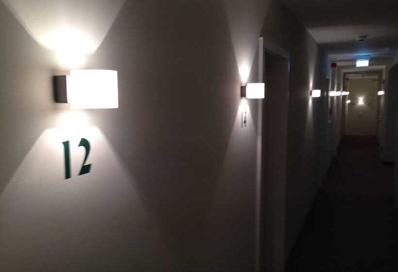 ホテル Hubertushöhe