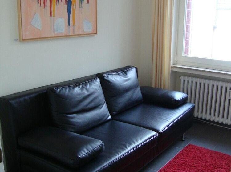 هتل International Am Theater