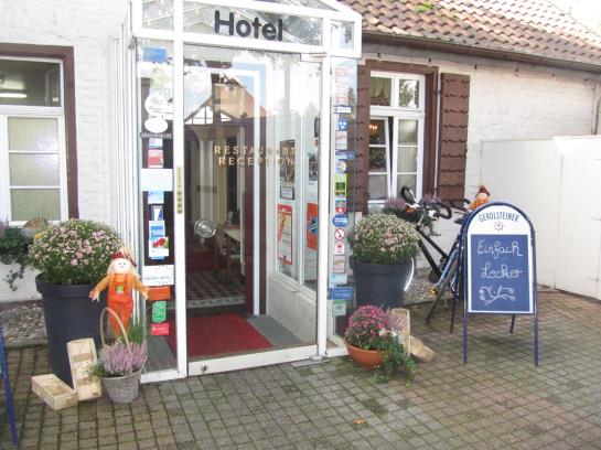 بنسيون Historischer Gasthof Kaisermühle   Hotel & Restaurant Viersen Zentrum