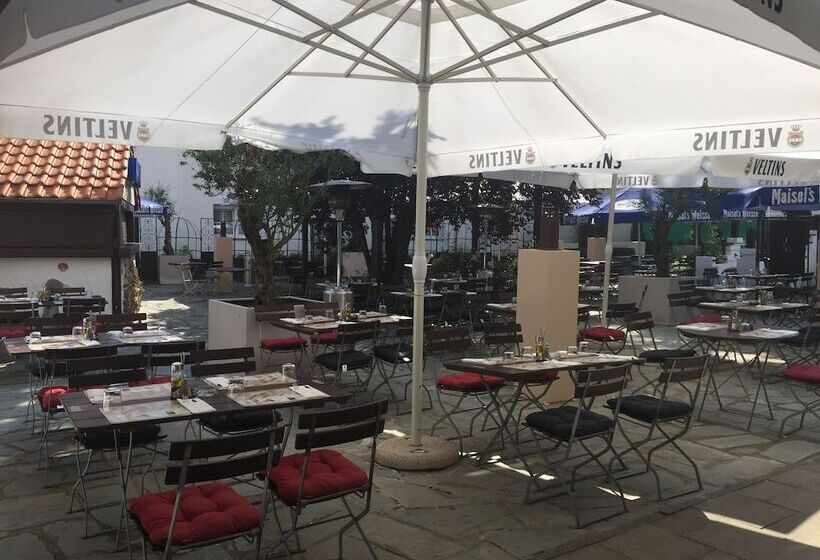 호텔 Kolossos Düsseldorf   Neuss