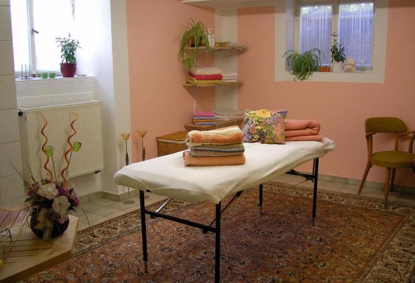 فندق Kur Freuschle