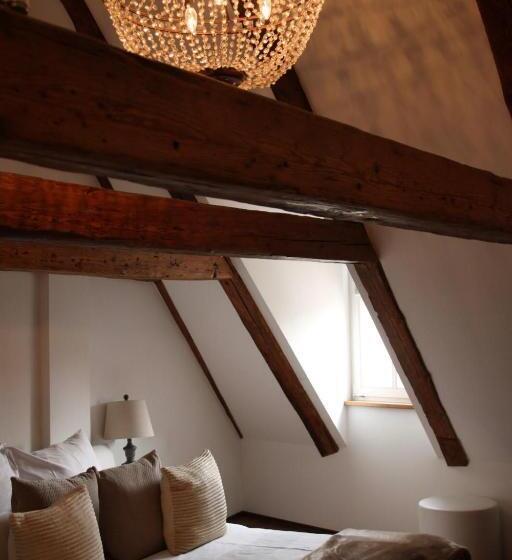 Отель L Ostello Altstadt