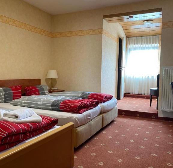 호텔 Restaurant Lenhsen