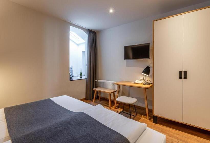 ホテル Müller! Das Weingut & Wein