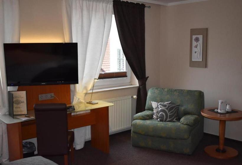 Отель Neue Stuben