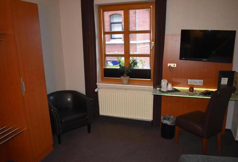 Отель Neue Stuben