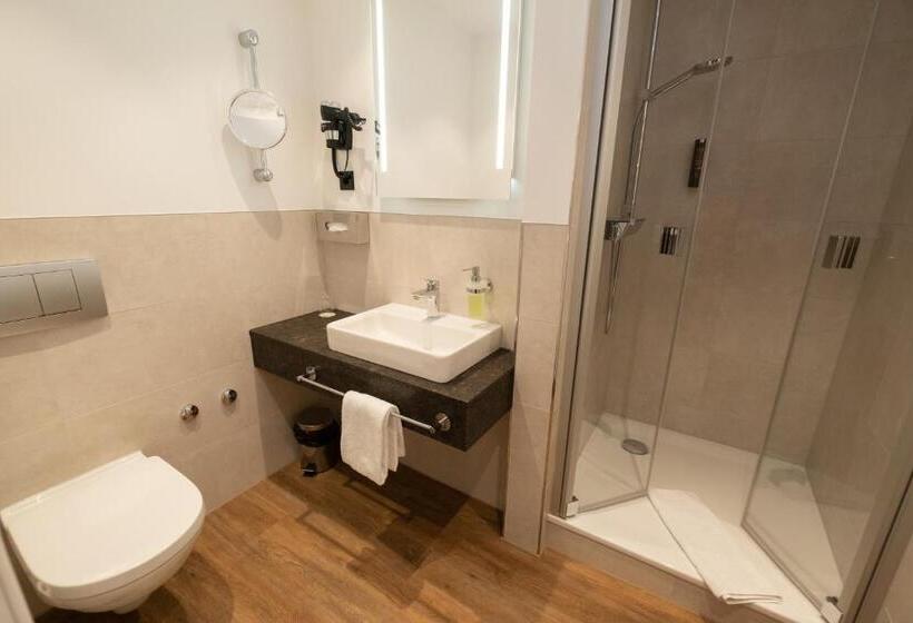 هتل Niedersachsischer Hof