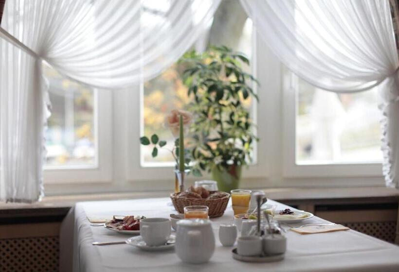 هتل Niedersachsischer Hof