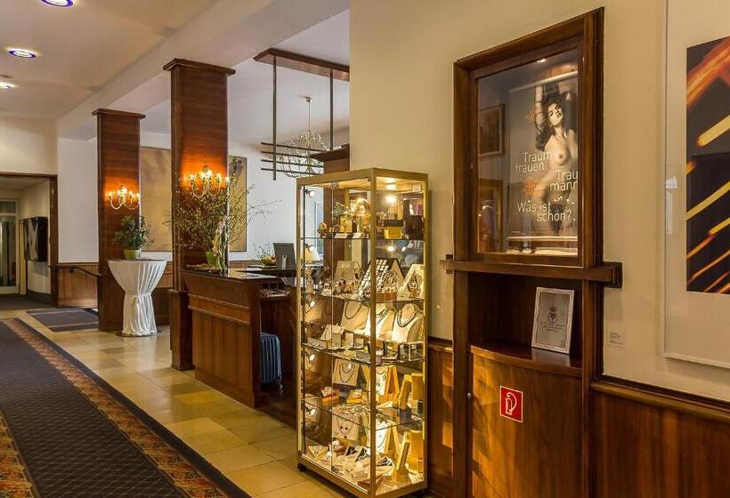 هتل Niedersachsischer Hof