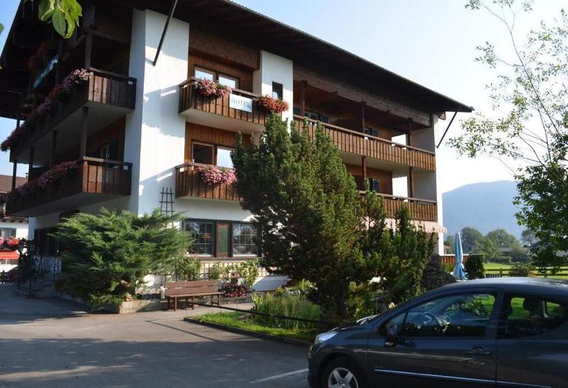 ホテル Pension Ostler