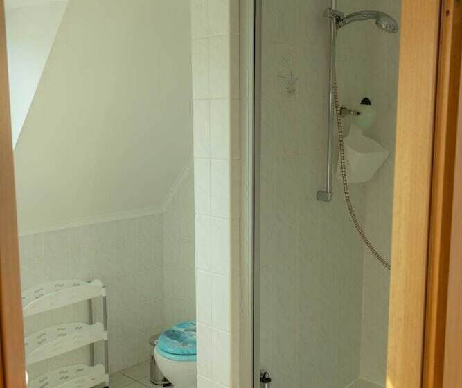 호텔 Pension Zum Schwanenteich