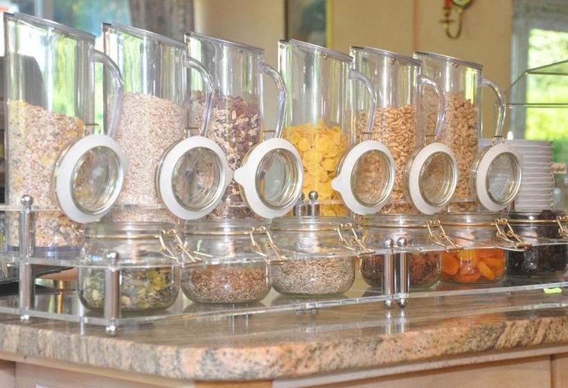 Отель Quellenhof