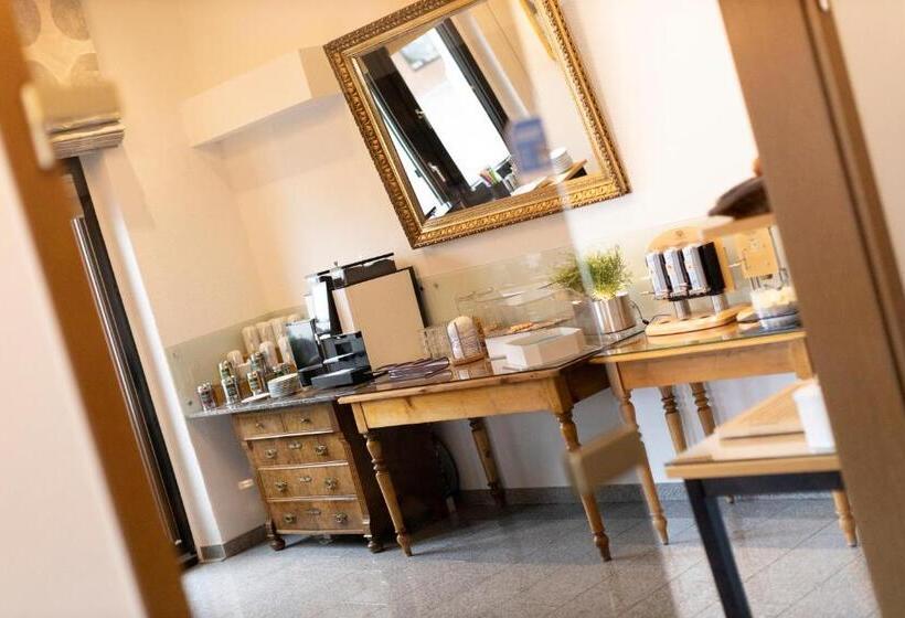 호텔 Reichshof Garni