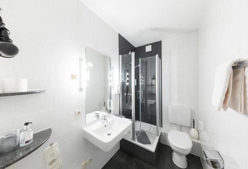 호텔 Reichshof Garni