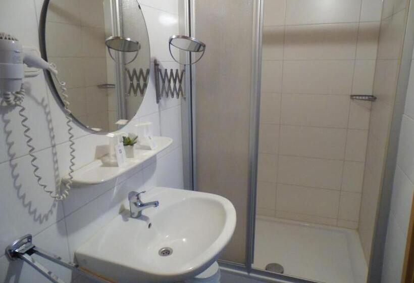 호텔 Restaurant Biesenbach