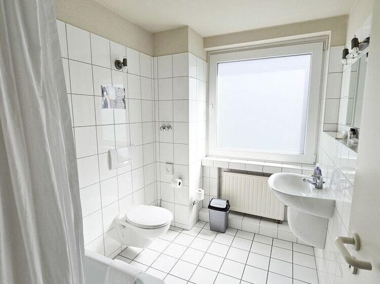 هتل Guestified Liyana