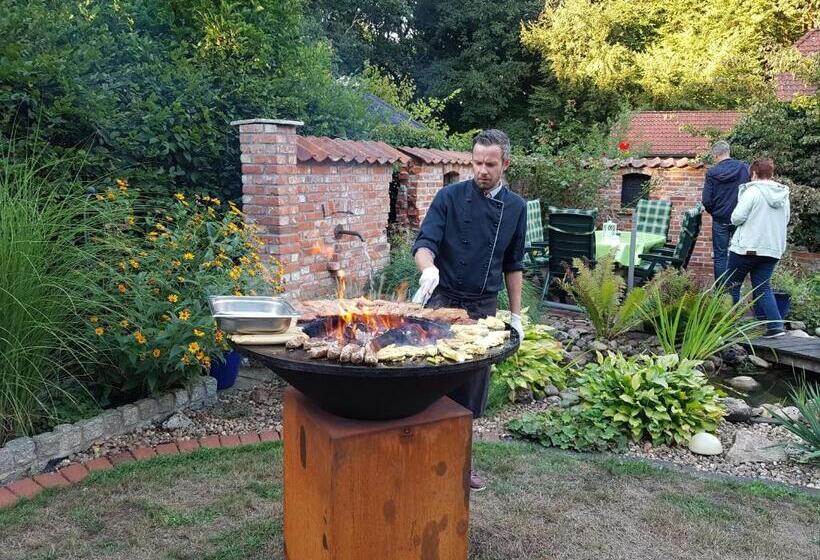 فندق & Restaurant Zum Deutschen Hause