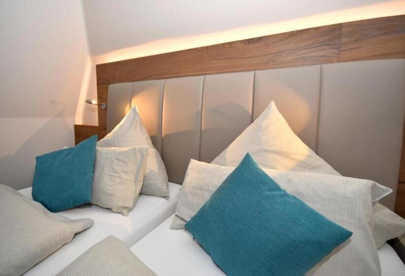 فندق & Restaurant Zum Deutschen Hause