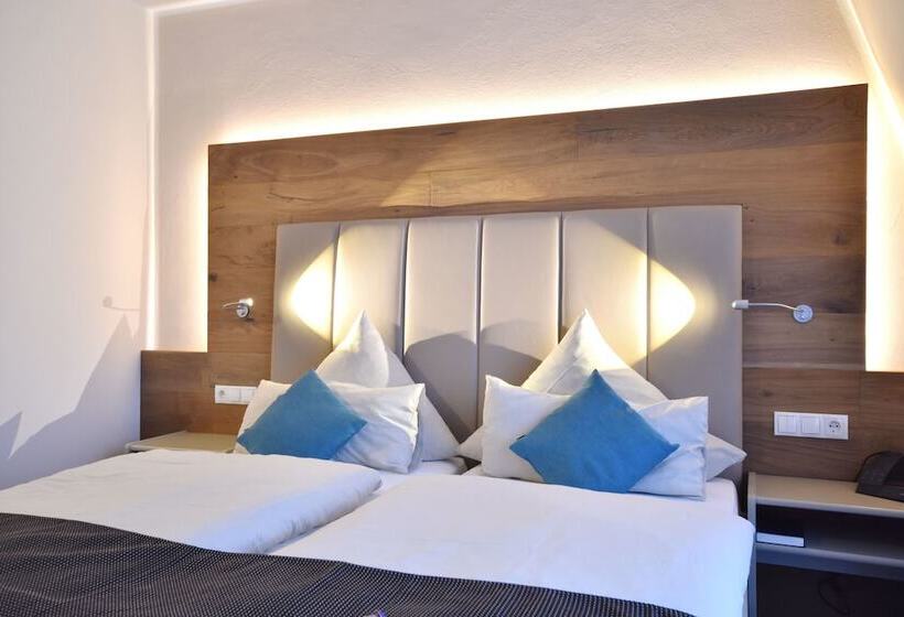 فندق & Restaurant Zum Deutschen Hause