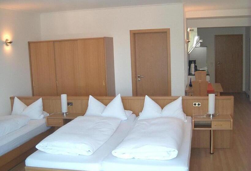 فندق Retterath Am Nürburgring