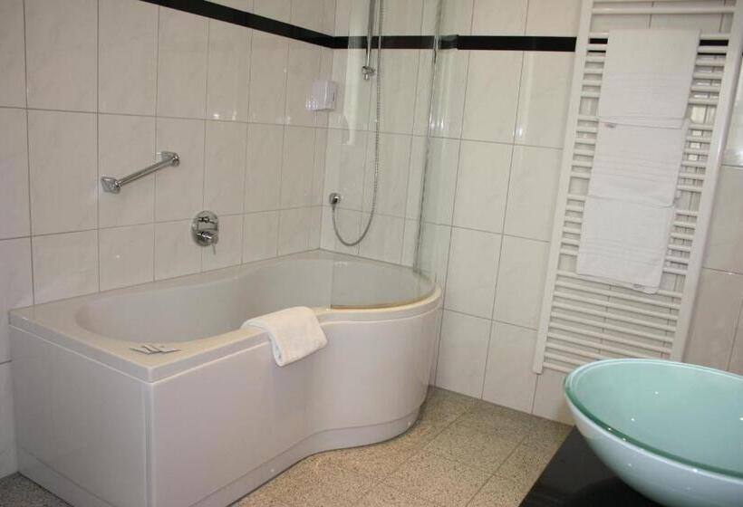 فندق Retterath Am Nürburgring