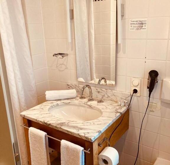 Отель Rosenheimer Hof