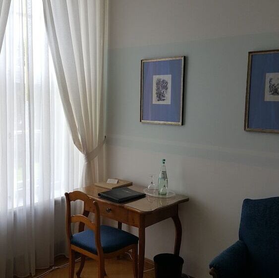 호텔 Schloss Storkau