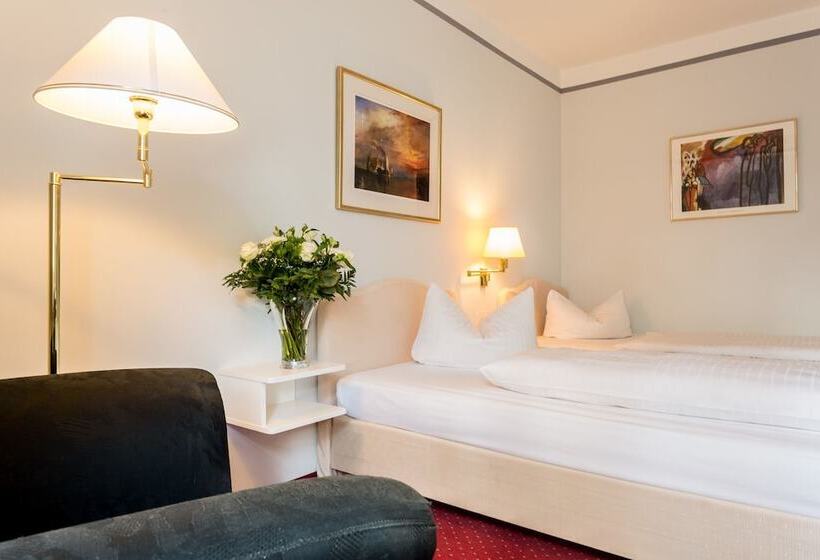 호텔 Schloss Storkau