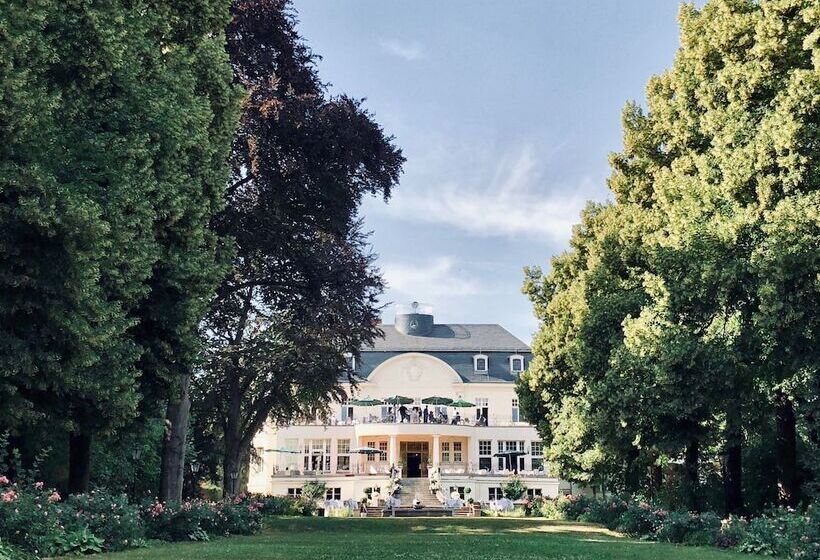 ホテル Schloss Teutschenthal