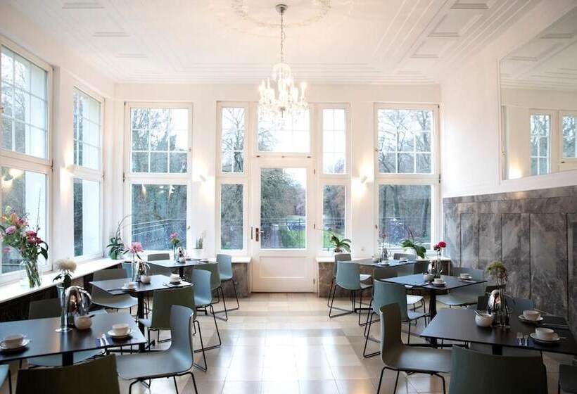 ホテル Schloss Teutschenthal