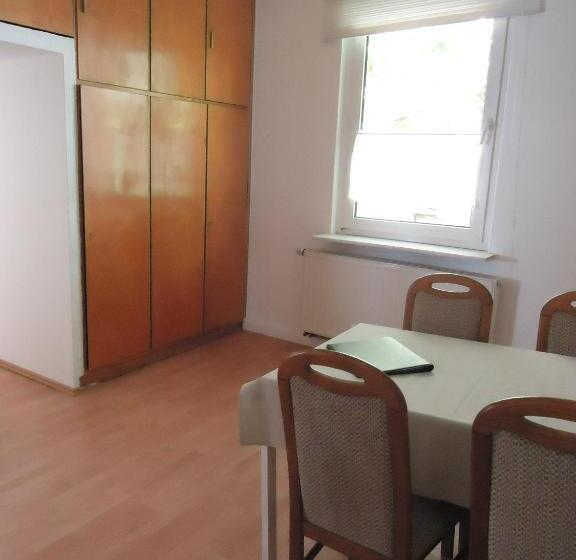 호텔 Schweizer Hof