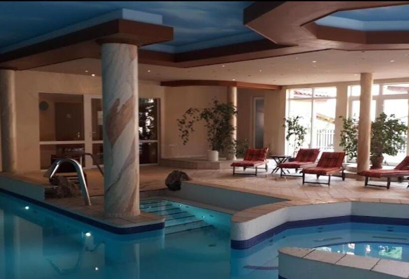 בית מלון כפרי Stolberger Hof