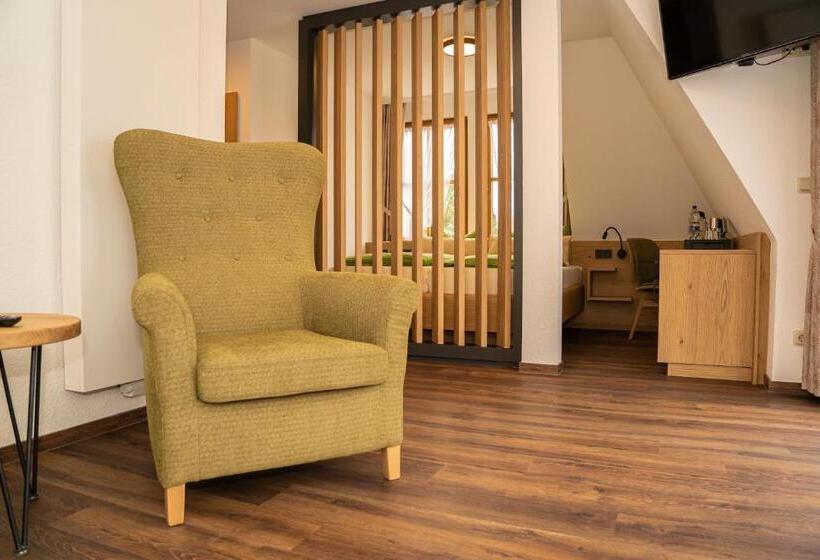 فندق Und Berggasthof Zum Sonnenhof