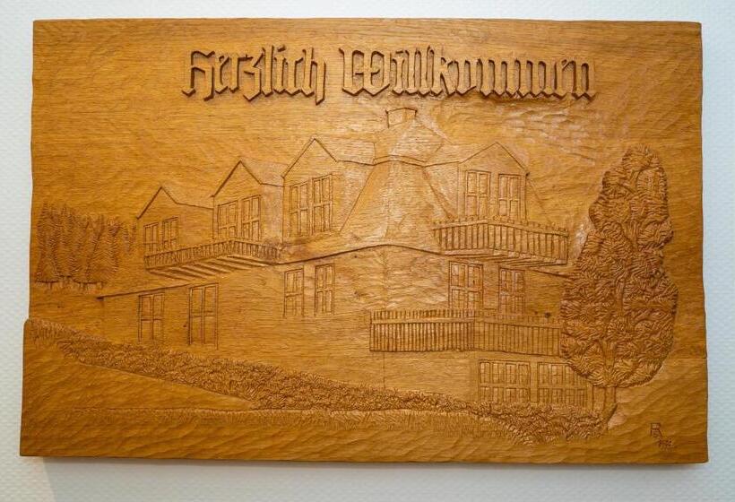 فندق Und Berggasthof Zum Sonnenhof