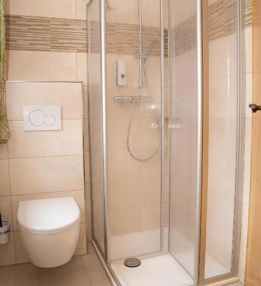 فندق Und Berggasthof Zum Sonnenhof