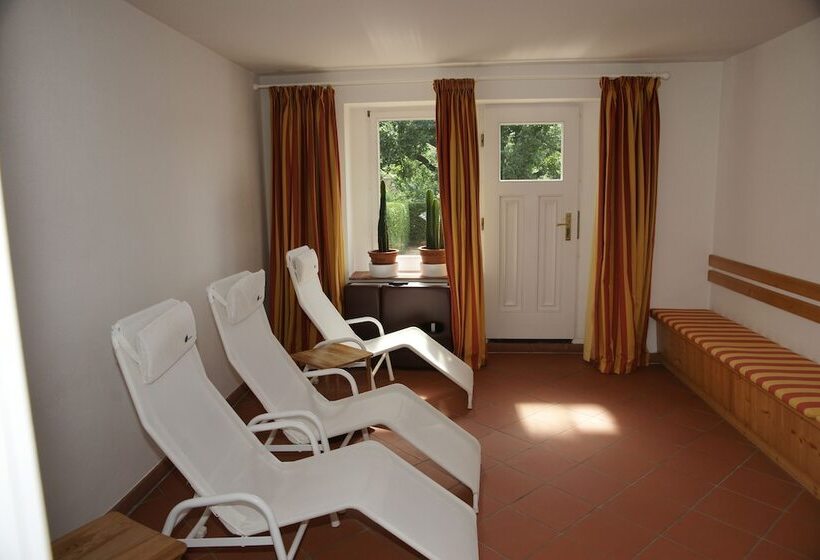 Отель Villa Viktoria Luise